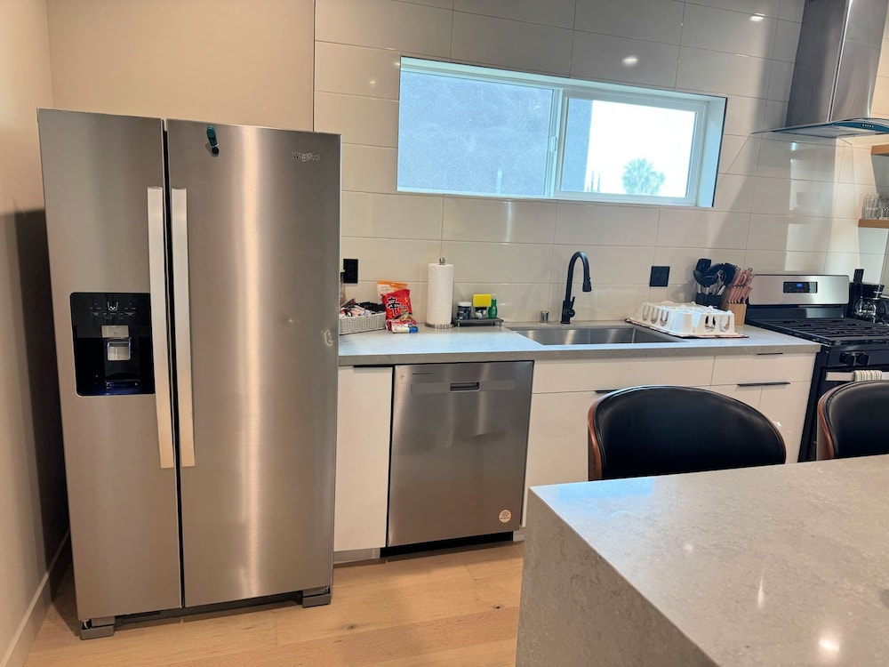 Premier Apts in Vibrant Downtown LA