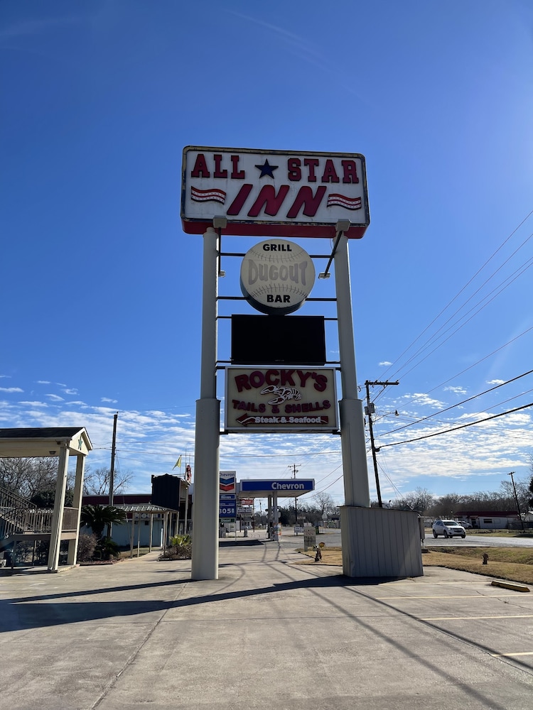 All Star Inn view 4