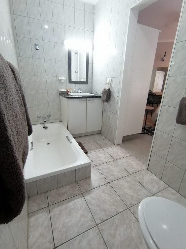 Shingalana Guest House