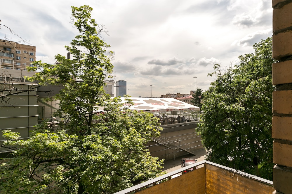 MaxRealty24 Chernyakhovskogo 3
