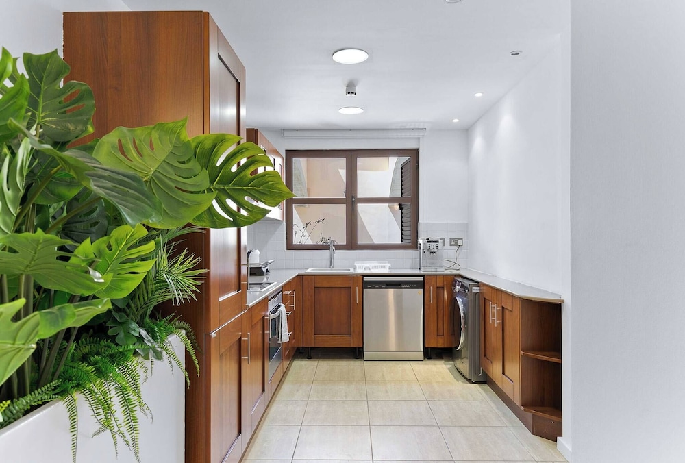 Aphrodite Premium Apartments I