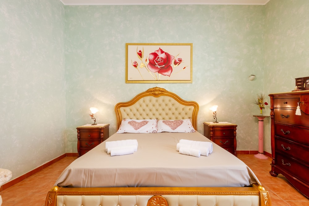 Relax in Style in Porto Cesareo's Hidden Gem view 4