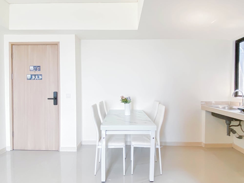 Soft Scandinavian 3Br At Meikarta Apartment