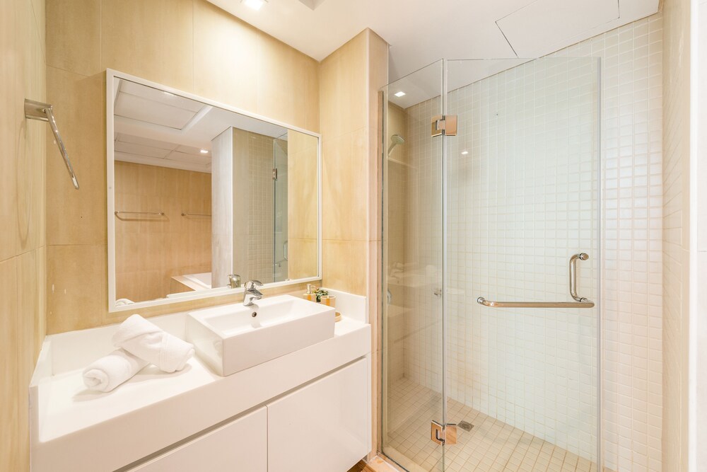 Al Bateen Ultra Luxe 5BR I Private Beach