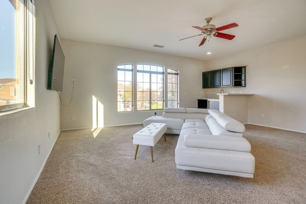 Close to Golf & Hiking: Home in Litchfield Park