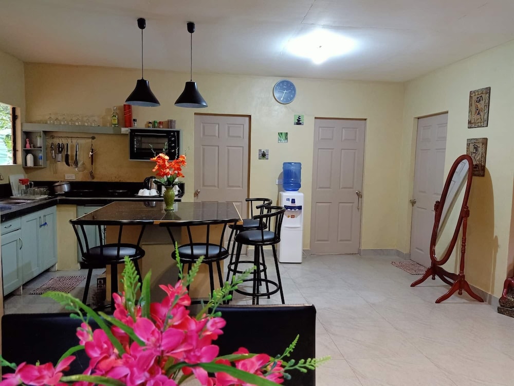 Banaba Tree House