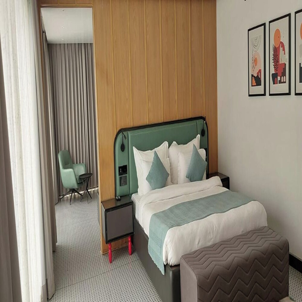 Photo 31