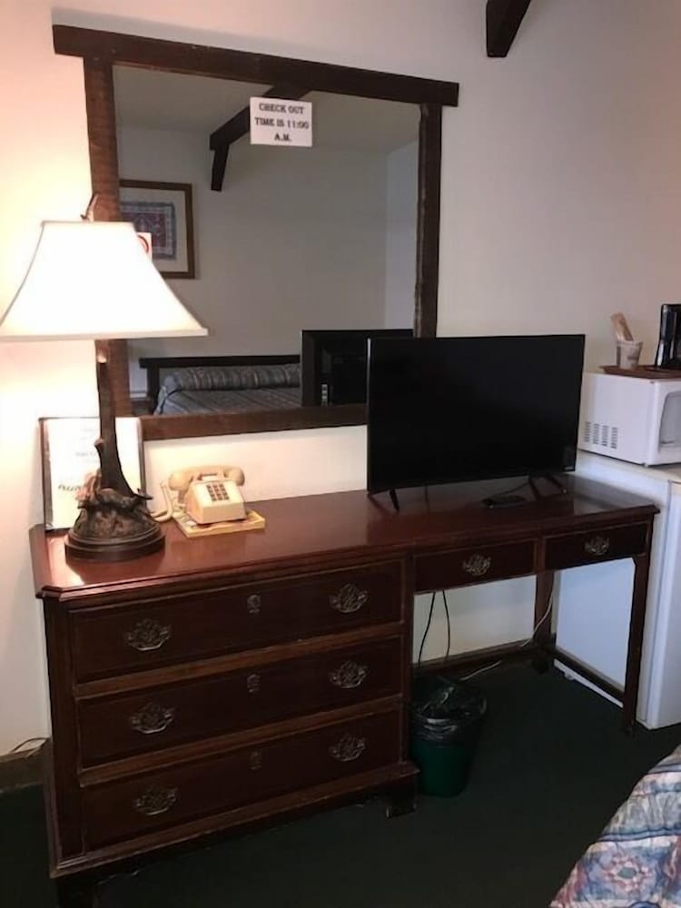 Bunkhouse Motel