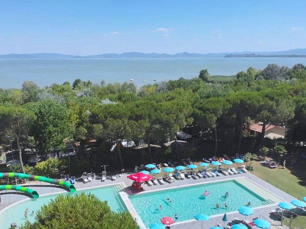 Mobile Home by Lake Trasimeno With Pool view 5