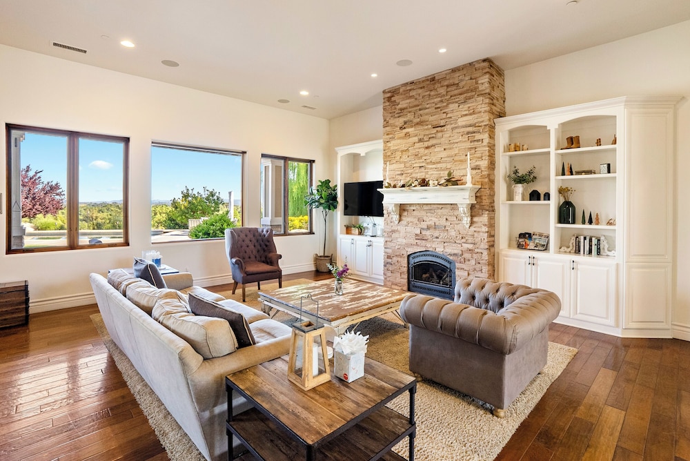 Frontier Farmhouse
