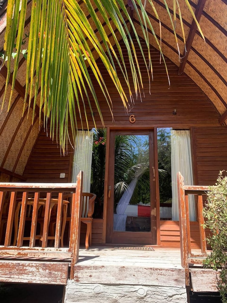 Nelly Homestay