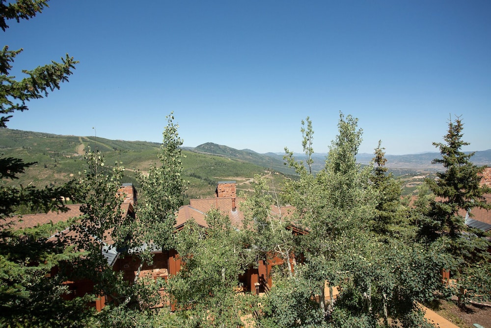 Stag Lodge at Deer Valley Resort - Three Bedroom Residence with Spa #11 3 Condo