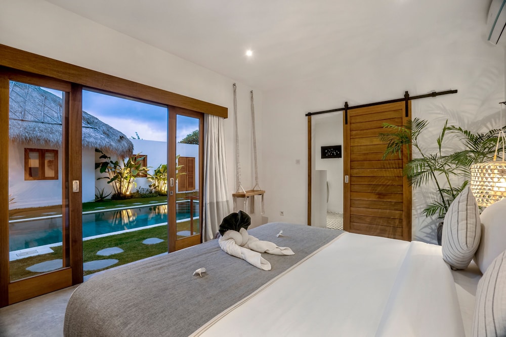 House of Bagera by Alfred in Bali - Tropical Family Dream Villa in Seminyak Oberoi Beach Bali