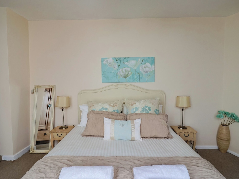 Apartment 1, Durham House