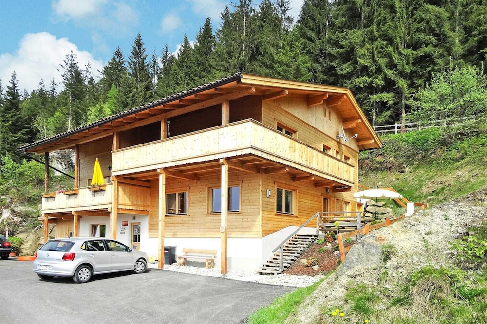 Chalet in Zell am Ziller Near Ski Lifts