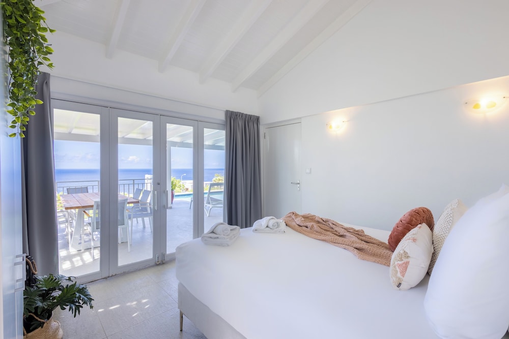 Coral Estate Holidays