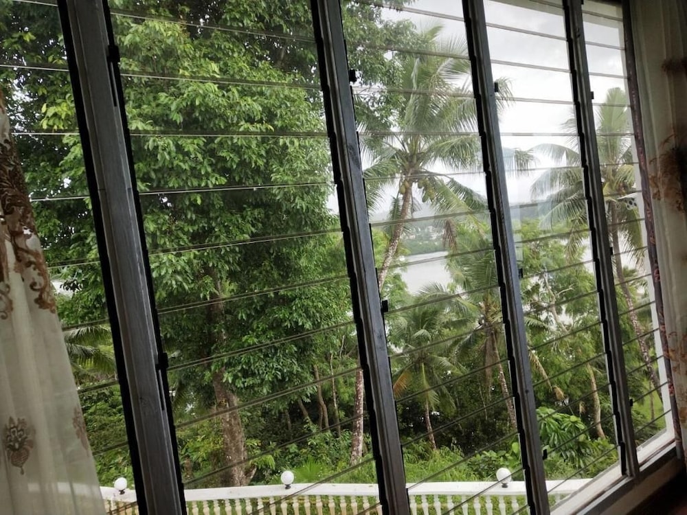 Suva Hideaway Villa