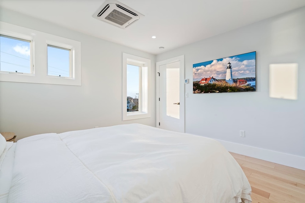 Brand New Home Ocean Views Wolf Appliances