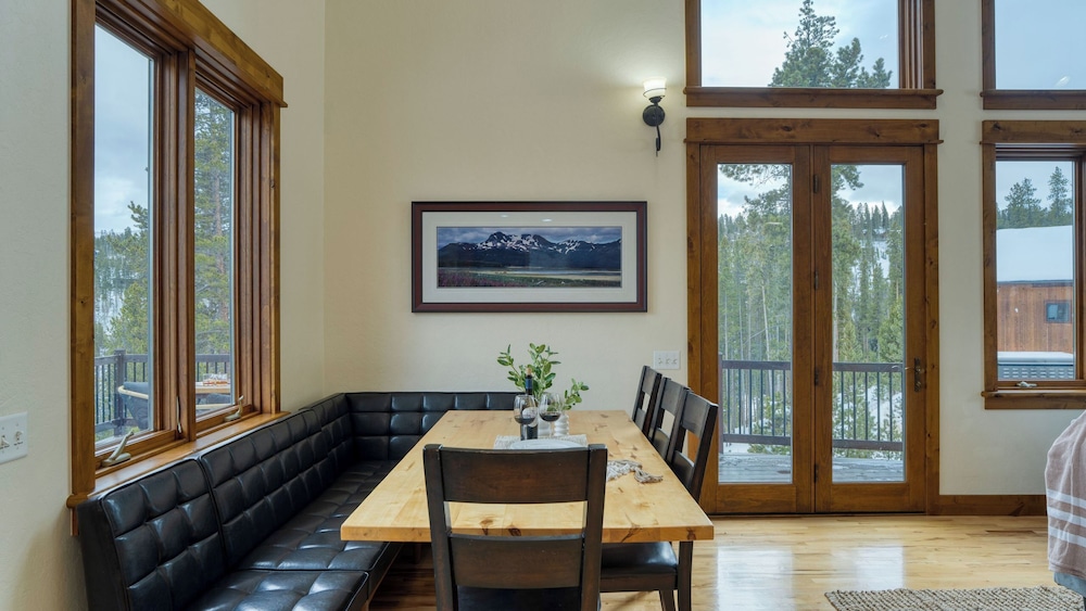 Skate Bowl, Hot Tub & Game Room Breckenridge Adventure Chalet by Avantstay