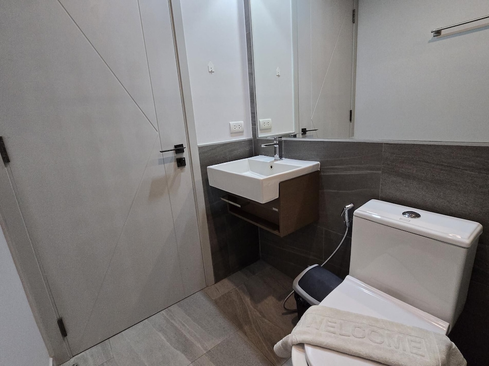 Urban Tide Studio T3 -626