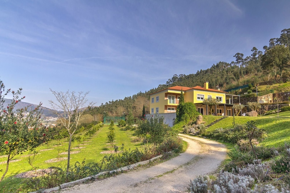 Hotel Naturena - Image 1