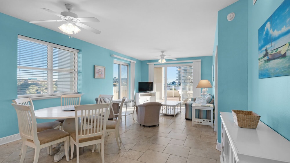 Prime Gulf View Condo Near top Attractions, Dining, & Beach Fun!