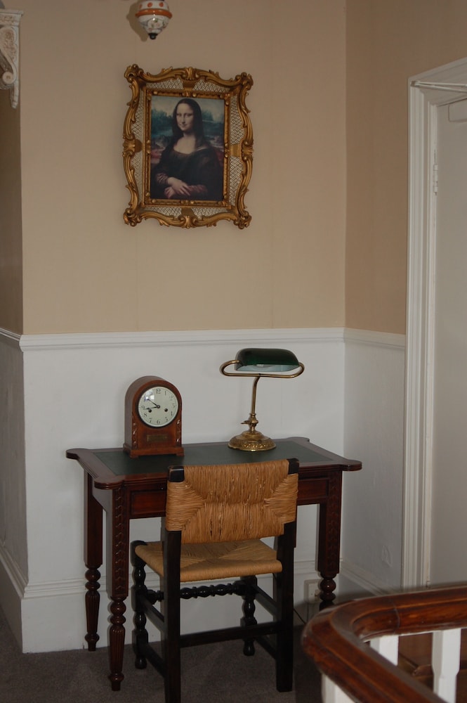 Knight's Rest B&B