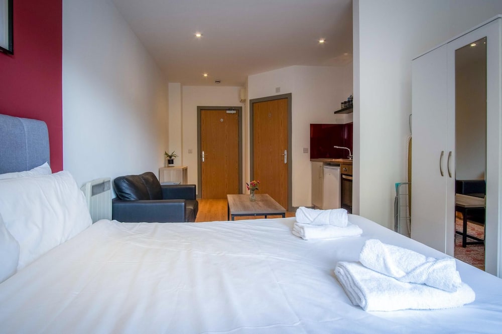 Princess Lofts 3 - 1 Bedroom Studio - Swansea