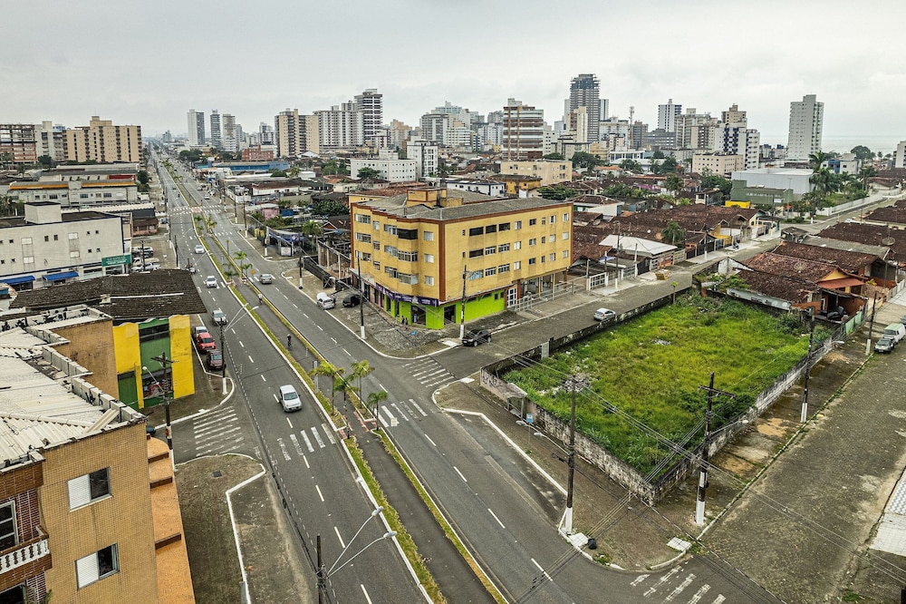 Agradável apartamento no Caiçara
