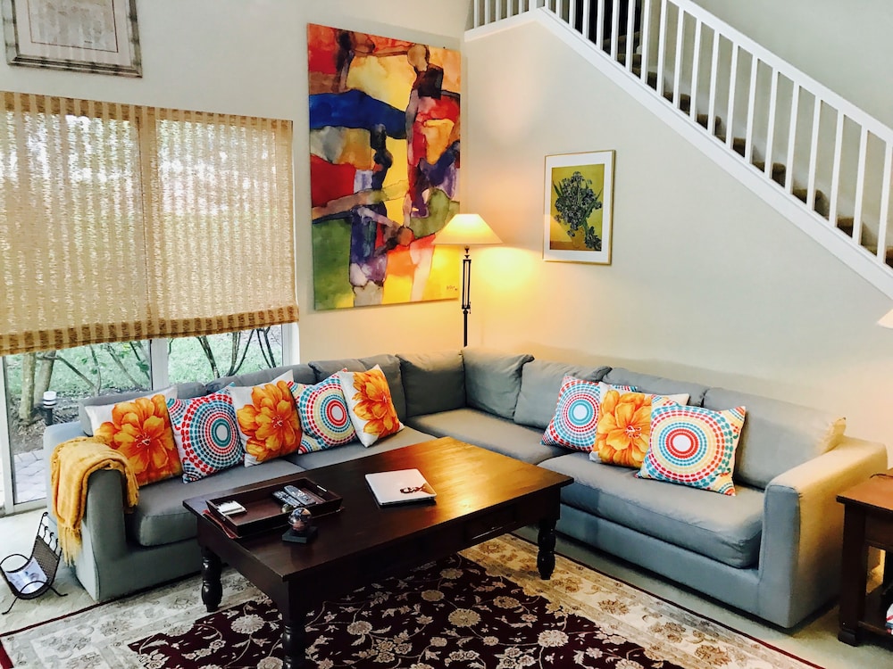 Private-Luxurious Mediterranean Villa - Property Image 33