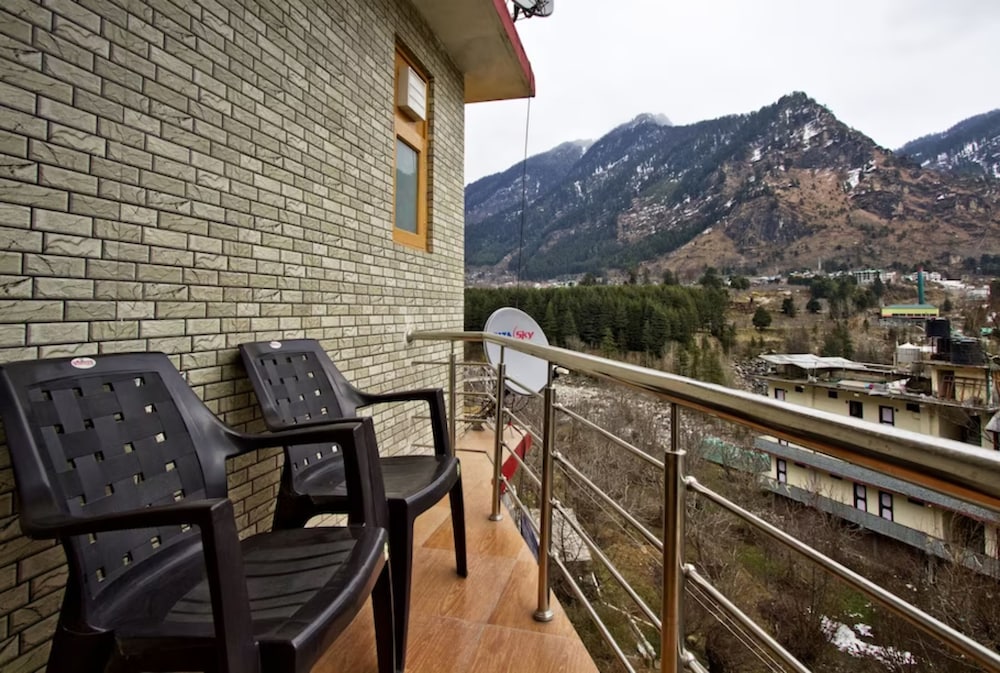 Goroomgo Uday Homestay Himachal Pradesh view 4