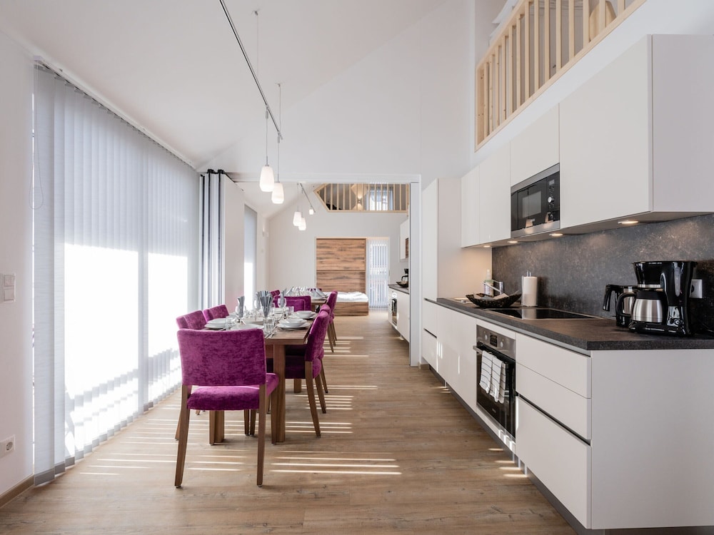 Large Apartment in Sankt Georgen With Balcony
