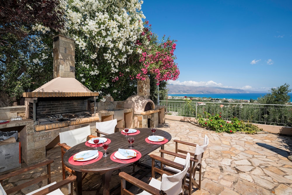 Caneva Luxury Villa