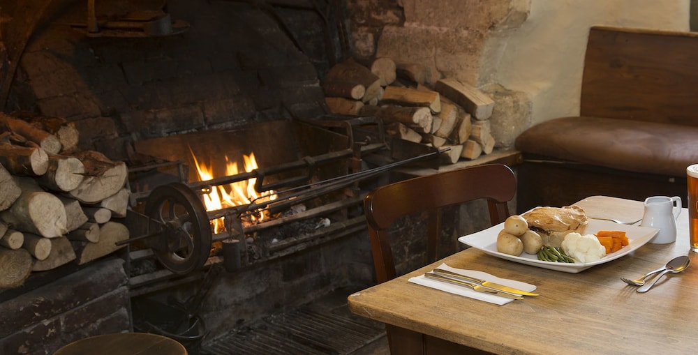 The George Inn