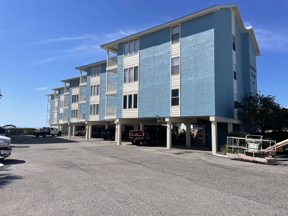 Southern Sands 303 2 Bedroom Condo by RedAwning view 5