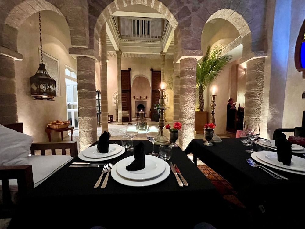 RIAD MALAÏKA