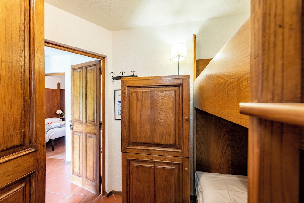Cozy Apartment With Garden in Courmayeur