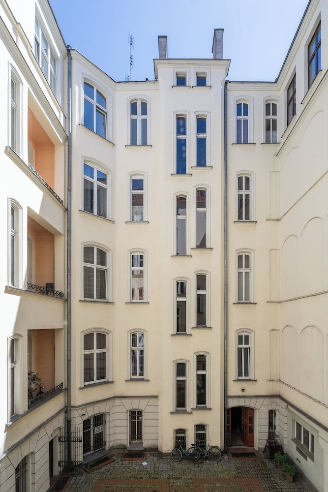 RentPlanet - Apartament Podwale view 2