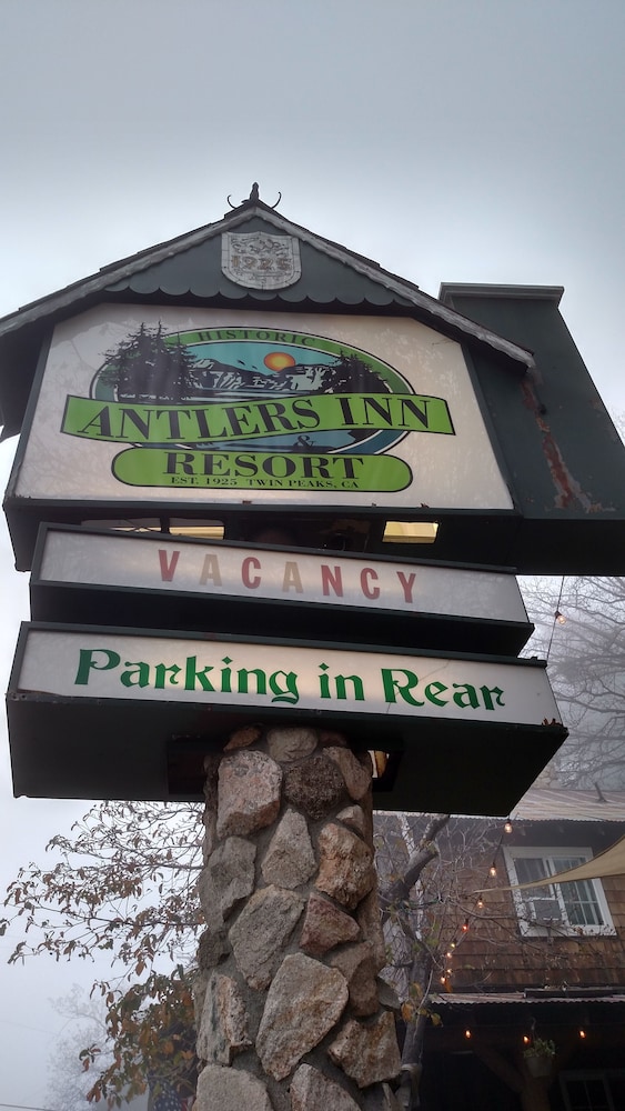 Antlers Inn