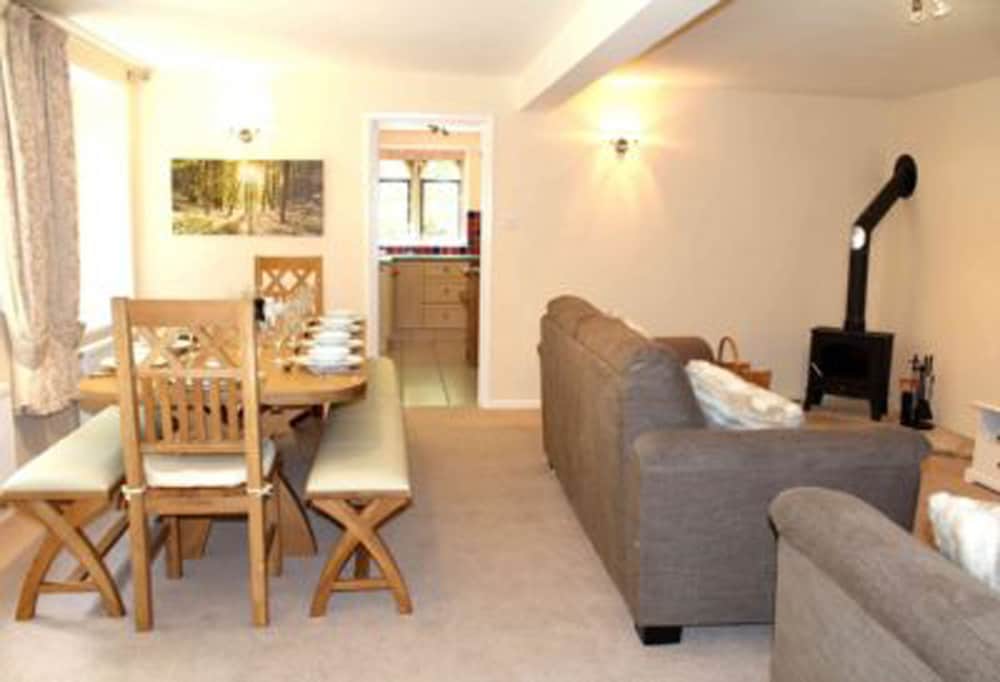 Stroud Vacations - Cotswolds Valleys Accommodation Springfl - Property Image 24