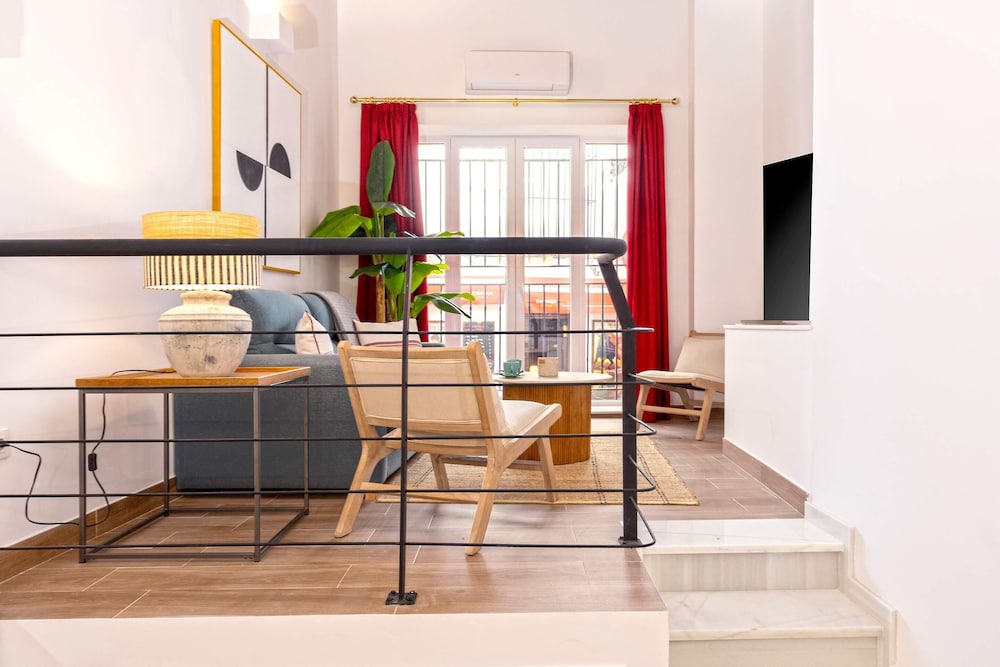 Luxury Apartment in Sevilla Center. Pajaritos V