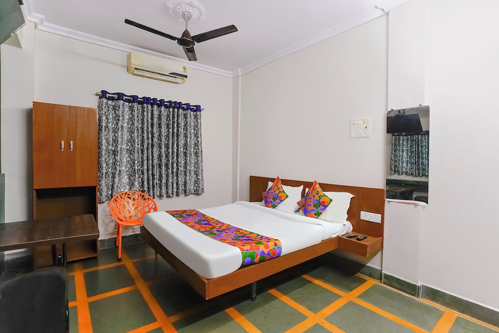 Fabhotel Peaceful Studio Aai Bungalow
