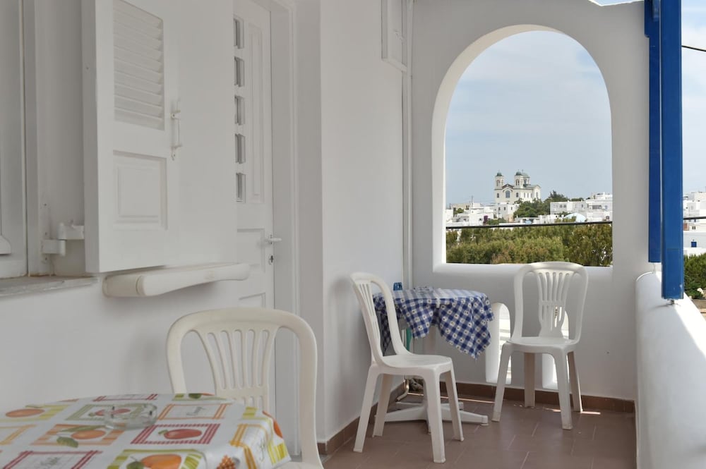 Nikolas Naousa Guesthouse
