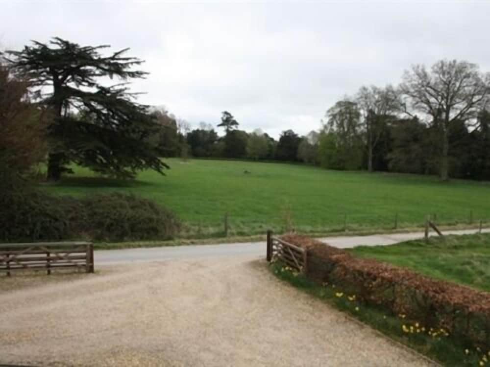 Warminster Vacations - Home Farm - Property Image 6