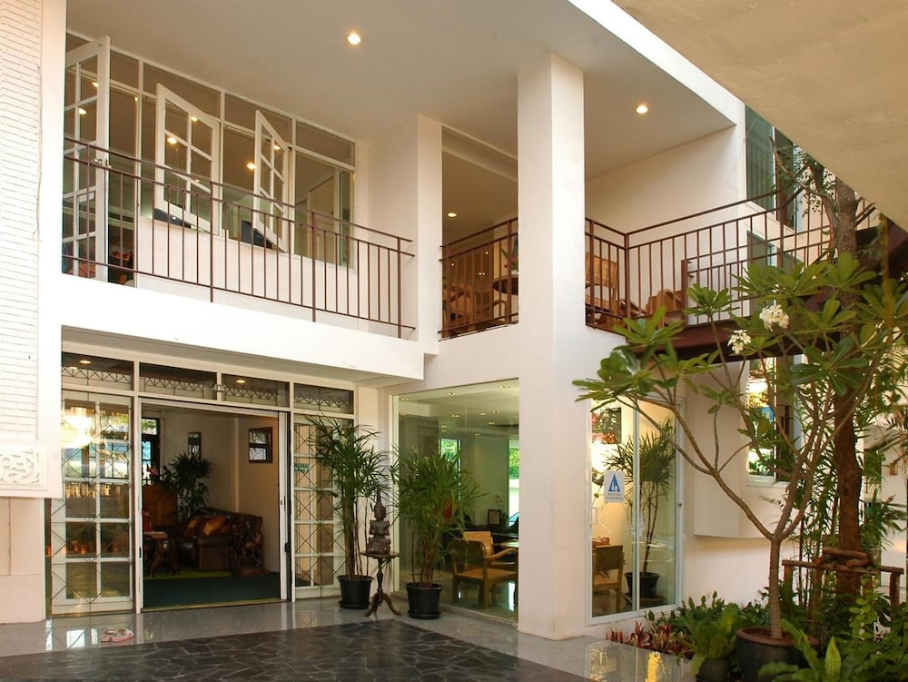 Bansabai Hostel