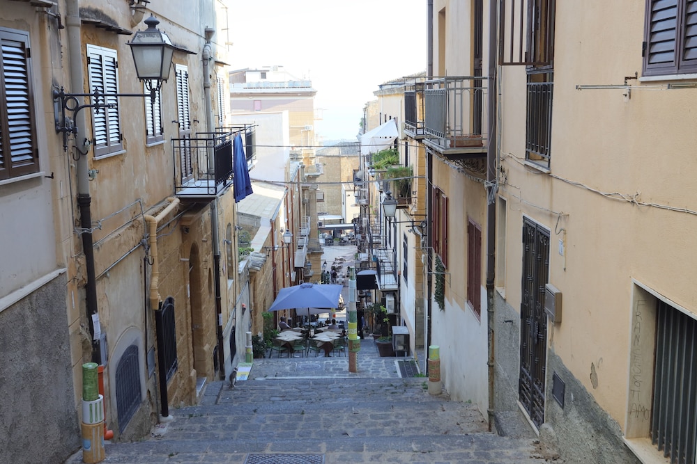 La scala di Athena