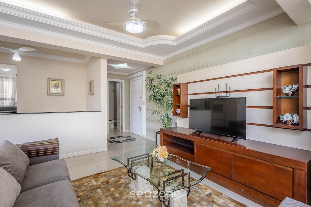 Apts Just 210m From the Beach in Balneario Camboriu - Edis