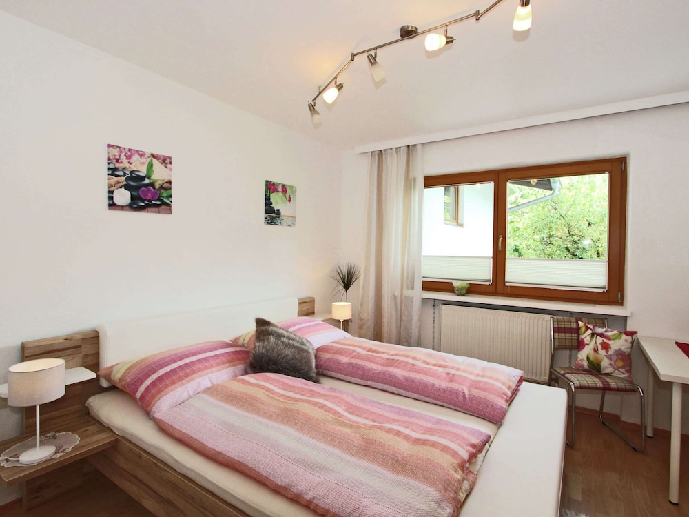 Apartment in Stumm Near Ski Slopes view 5