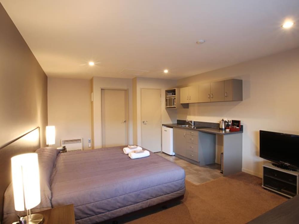 Invercargill Vacations - 388 on Tay Motel - Property Image 2