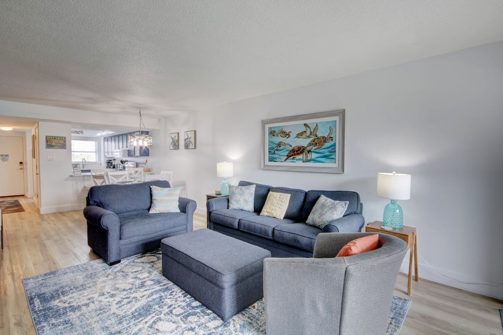 138 El Matador 2 Bedroom Condo